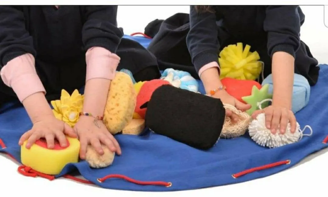 Grab Mat & Storage Bag (ideal for toys)