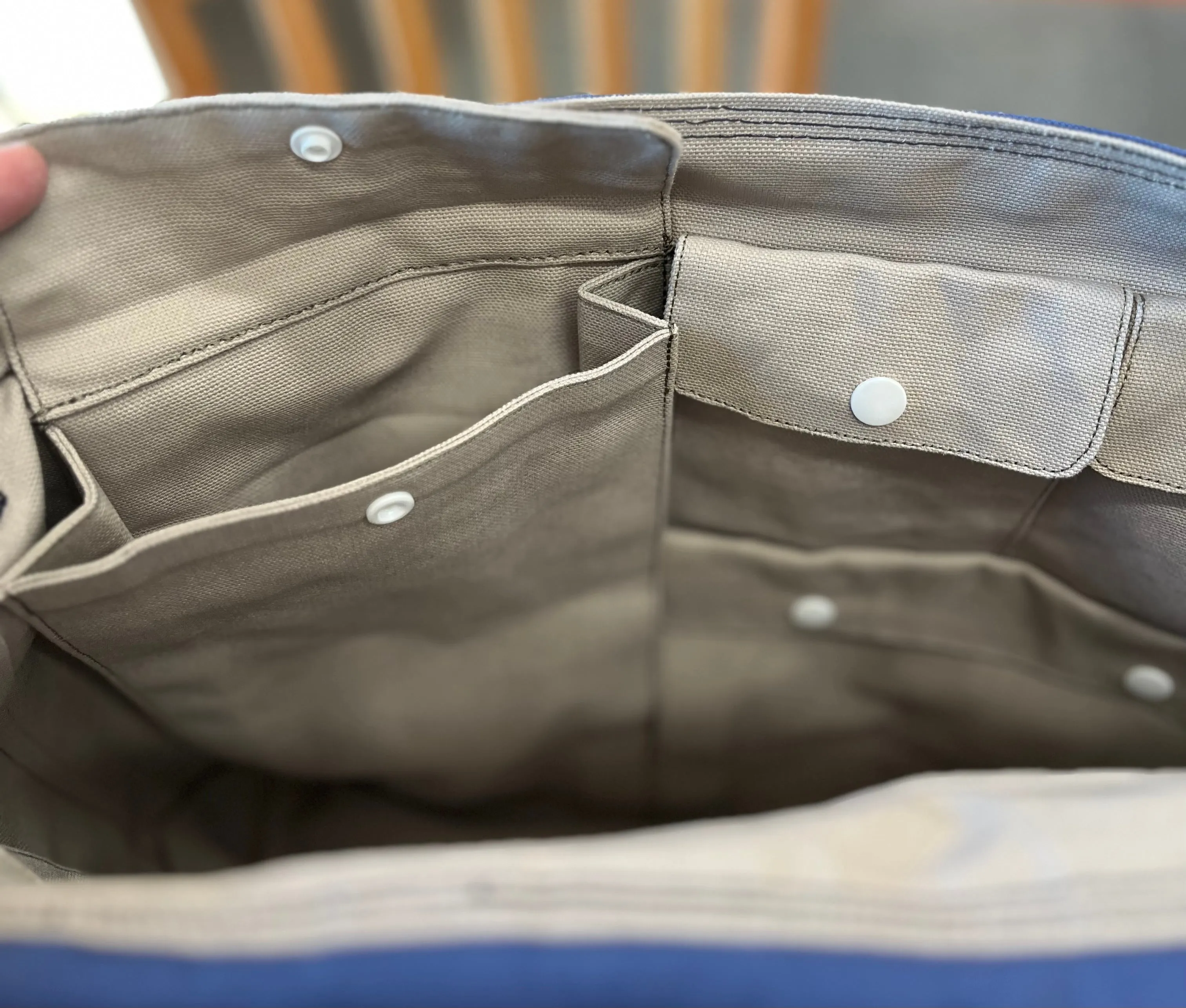 Messenger Bag of Controlled Reactions