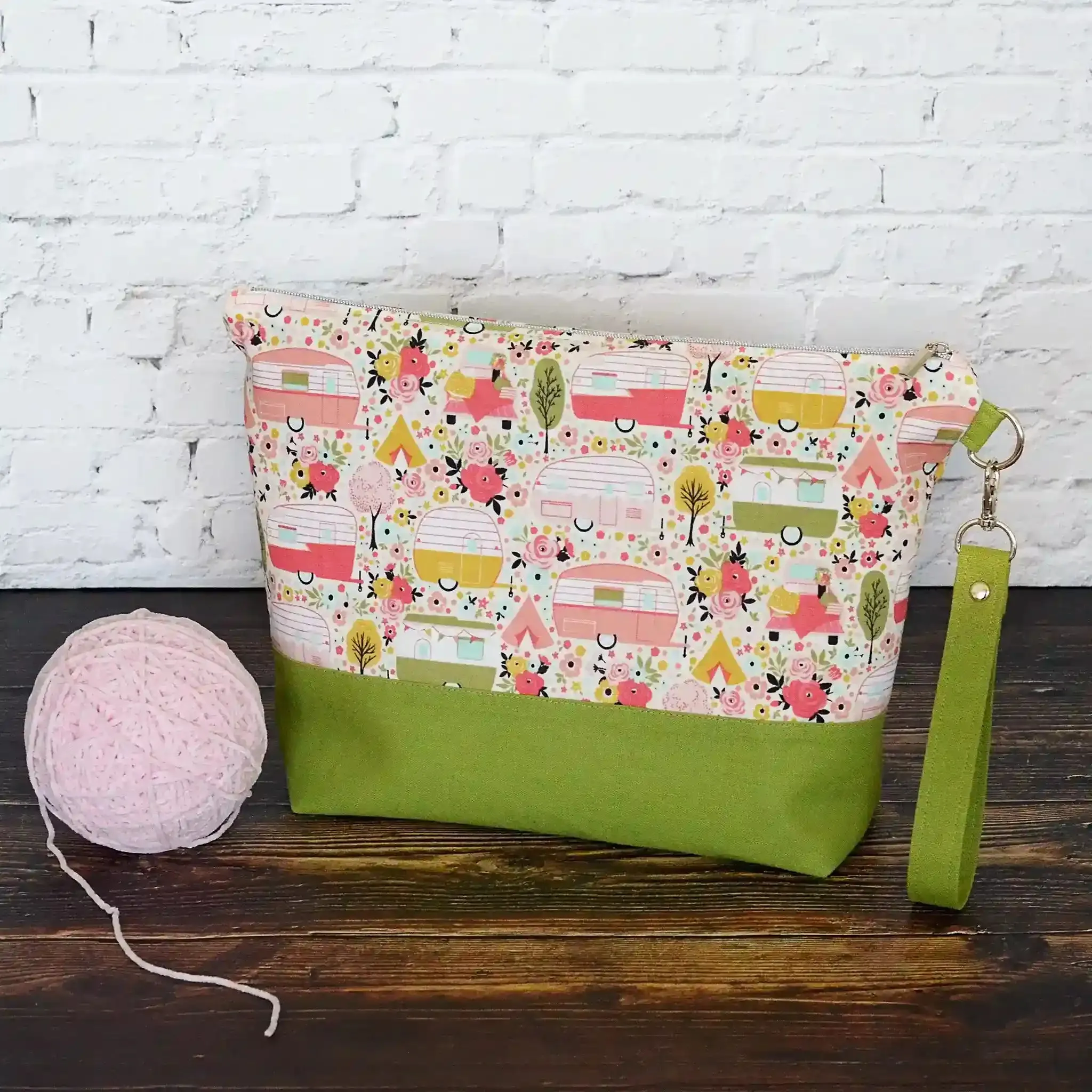 Vintage Camper  Project Bag with Zipper and Removable Strap